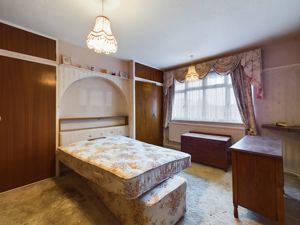 Bedroom 1- click for photo gallery